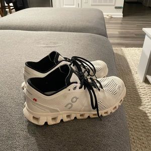 White and Black On Clouds